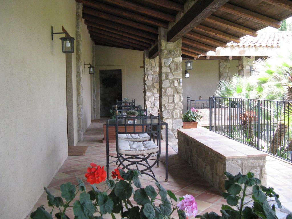 Вілла Crapa Licca Ventimiglia di Sicilia Номер фото
