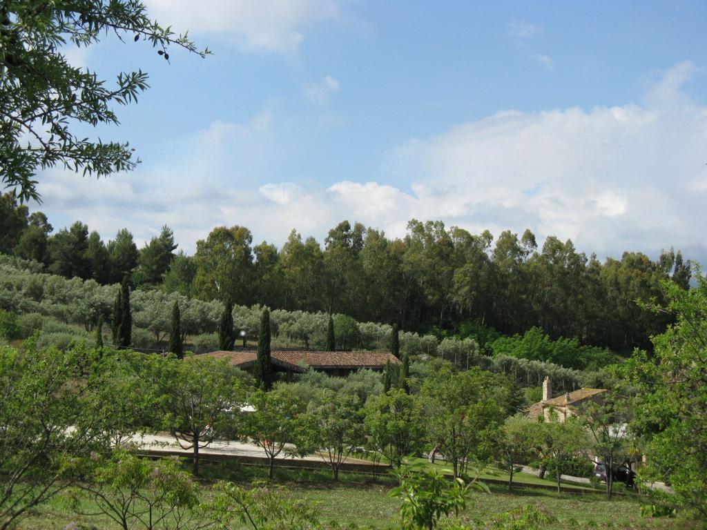 Вілла Crapa Licca Ventimiglia di Sicilia Екстер'єр фото